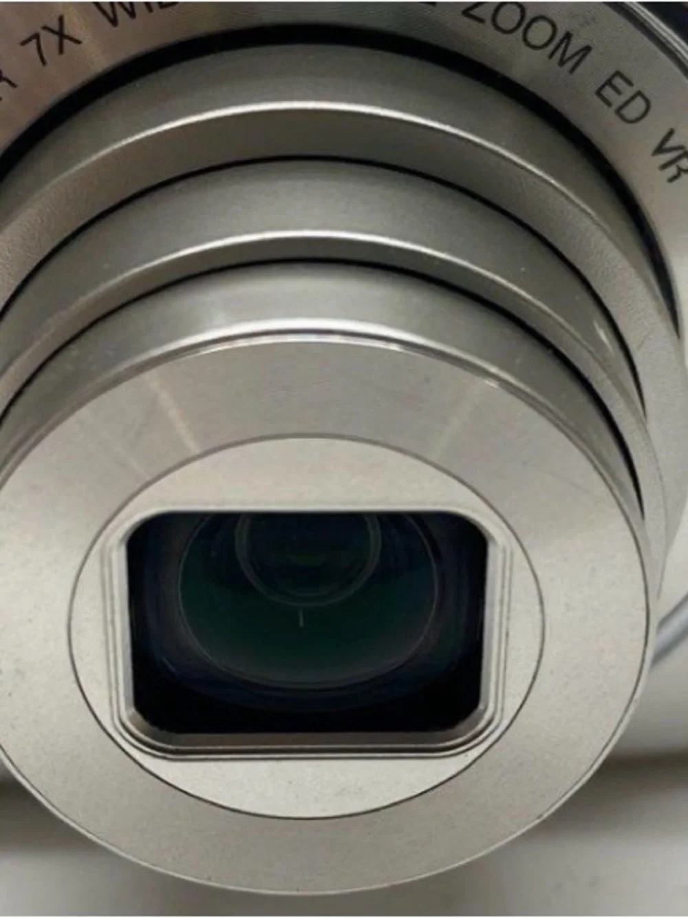 Nikon Coolpix S3500 Digital Camera Silver